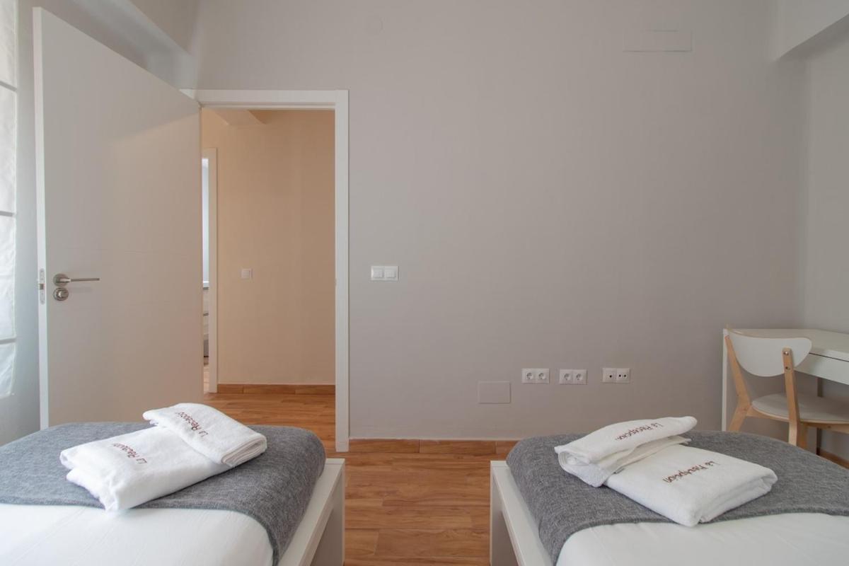 C102 - Huge And Stylish 5 Bedroom By The Center Malaga Exterior photo
